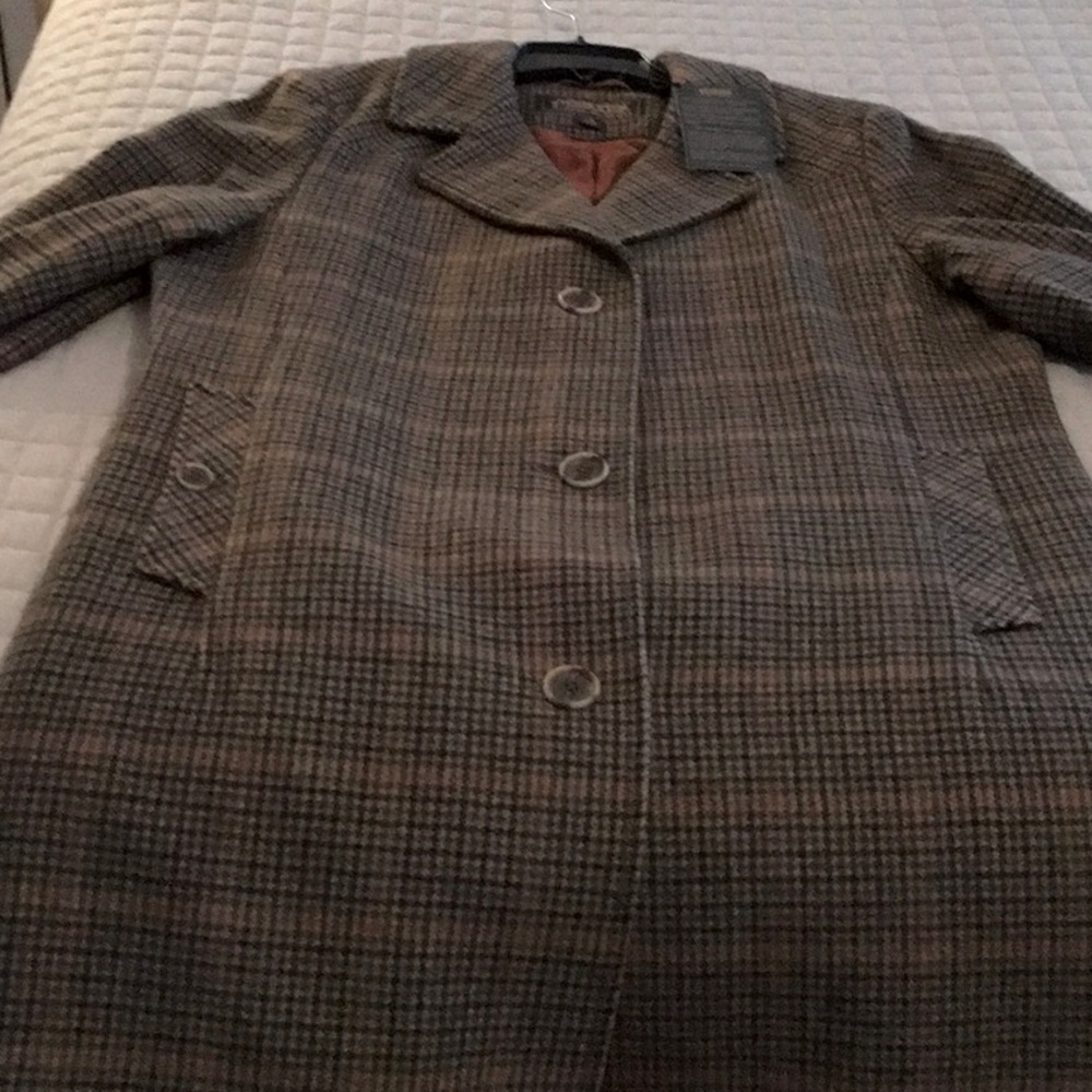 Pendleton, NWT, Tweed Walker Wool Coat, size 18 Petite. Beautiful “British Tweed